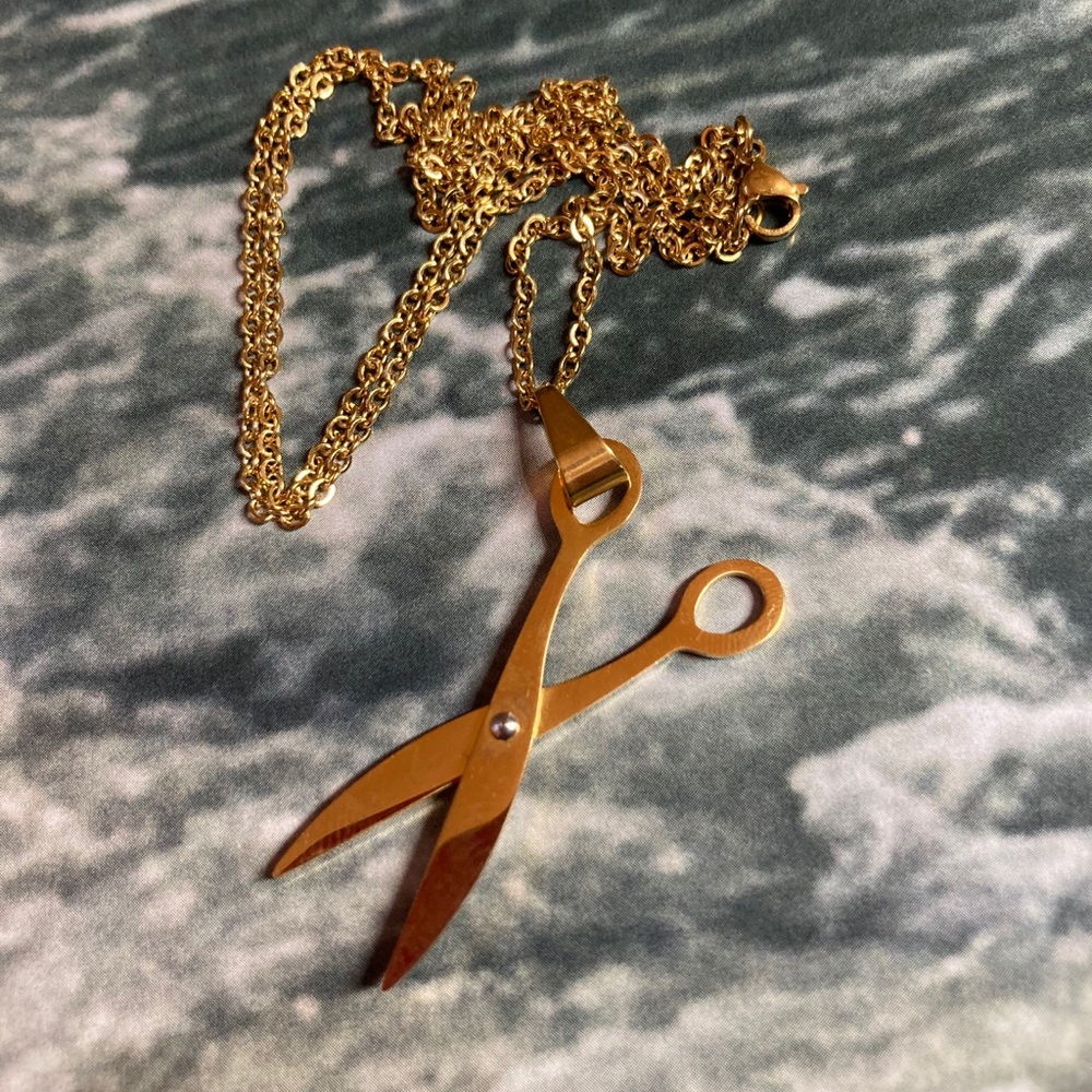 🌟 Stainless Steel Gold Plat Barber Scissor Necklace